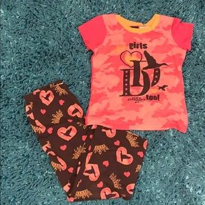 Duck Dynasty pajamas set